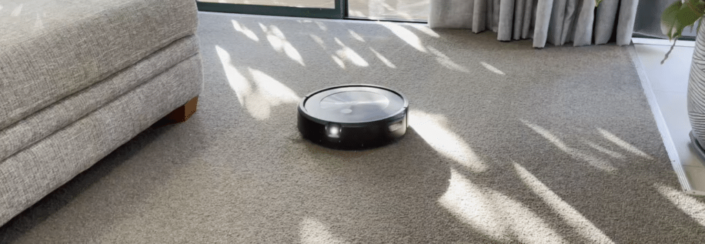 Roomba J7+